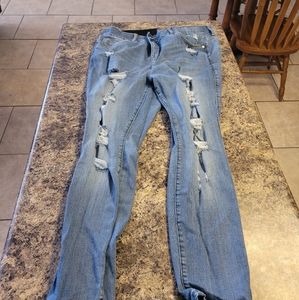 Torrid 18r ripped jeans